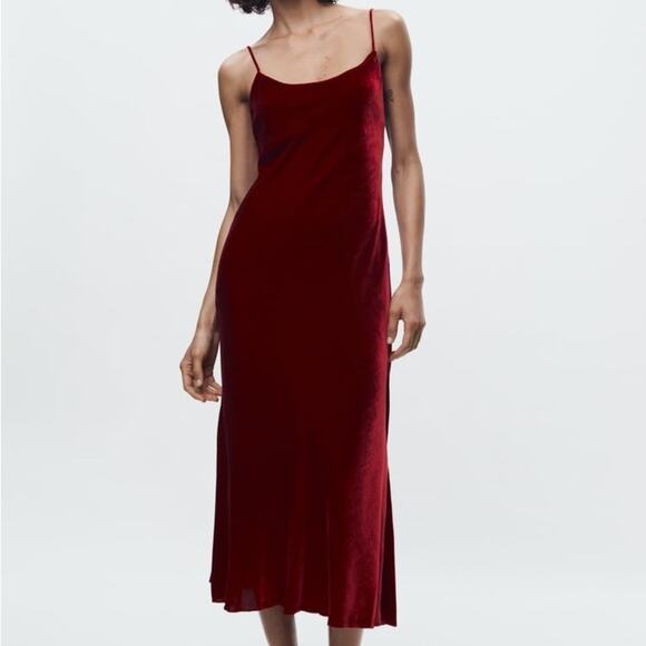 ZARA BLOGGER FAVORITE VELVET SLIP DRESS ZW COLLECTION - Picture 4 of 9